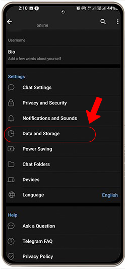 گزینه Data and storage را بزنید.