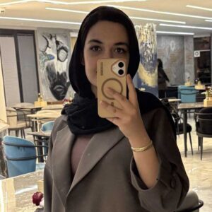 فاطمه دانشور