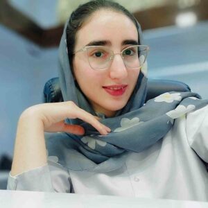 هانیه احمدی